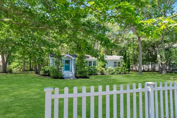420 Sigsbee Road, Mattituck, NY 11952