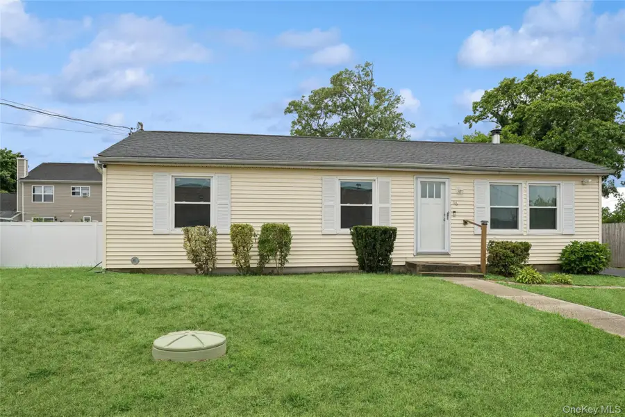 16 Arlington Avenue, Wyandanch, NY 11798 - #3