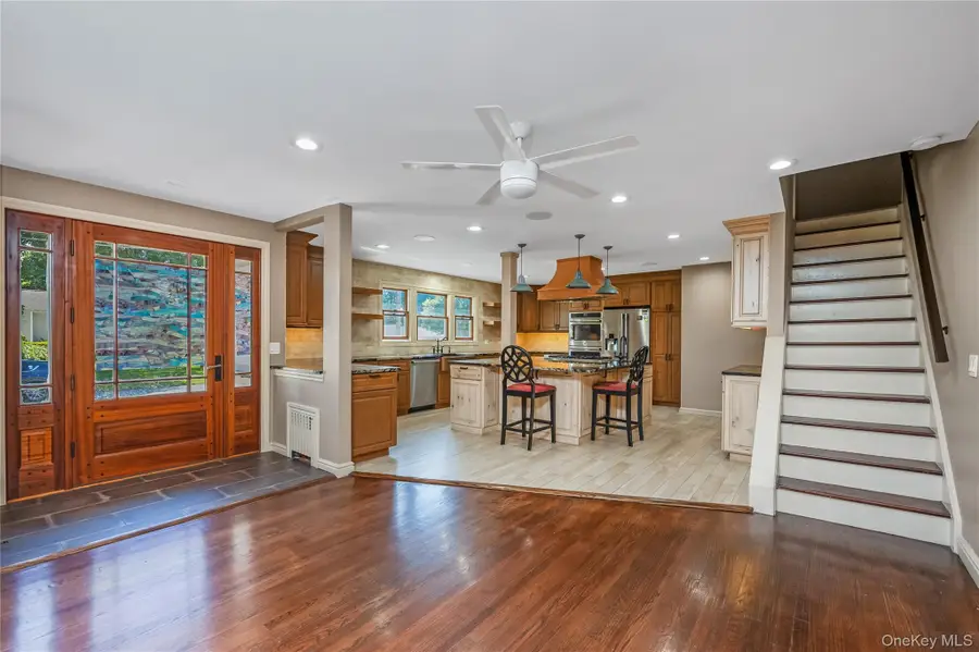 51 Bayside Avenue, Amityville, NY 11701 - #2