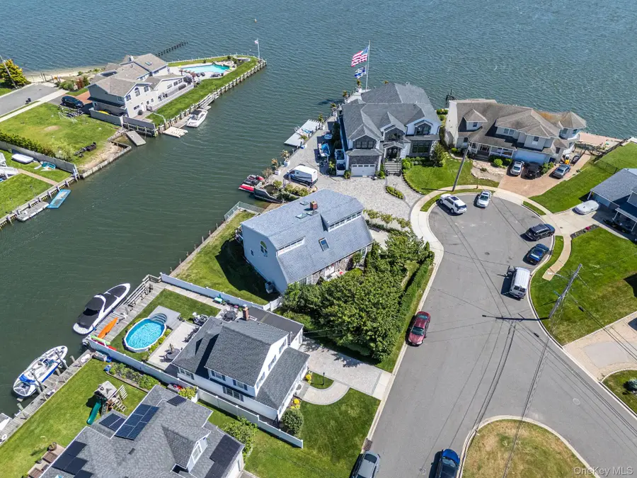 7 Forest Avenue, Massapequa, NY 11758 - #2
