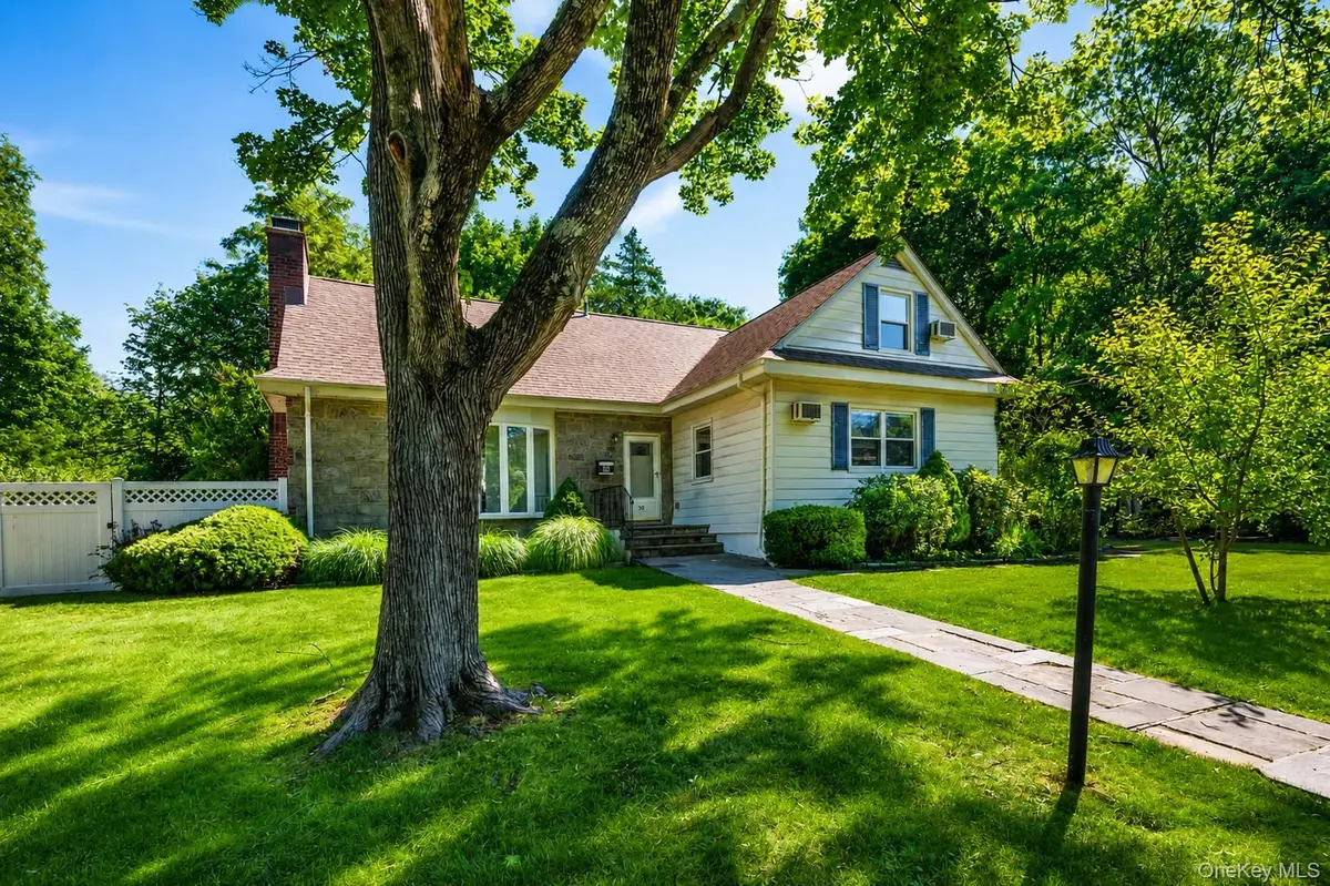 39 Jane Street, Hartsdale, NY 10530 - #1