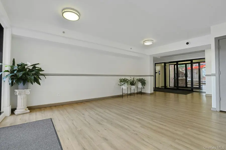 1 Hawley Terrace #2A, Yonkers, NY 10701 - #3