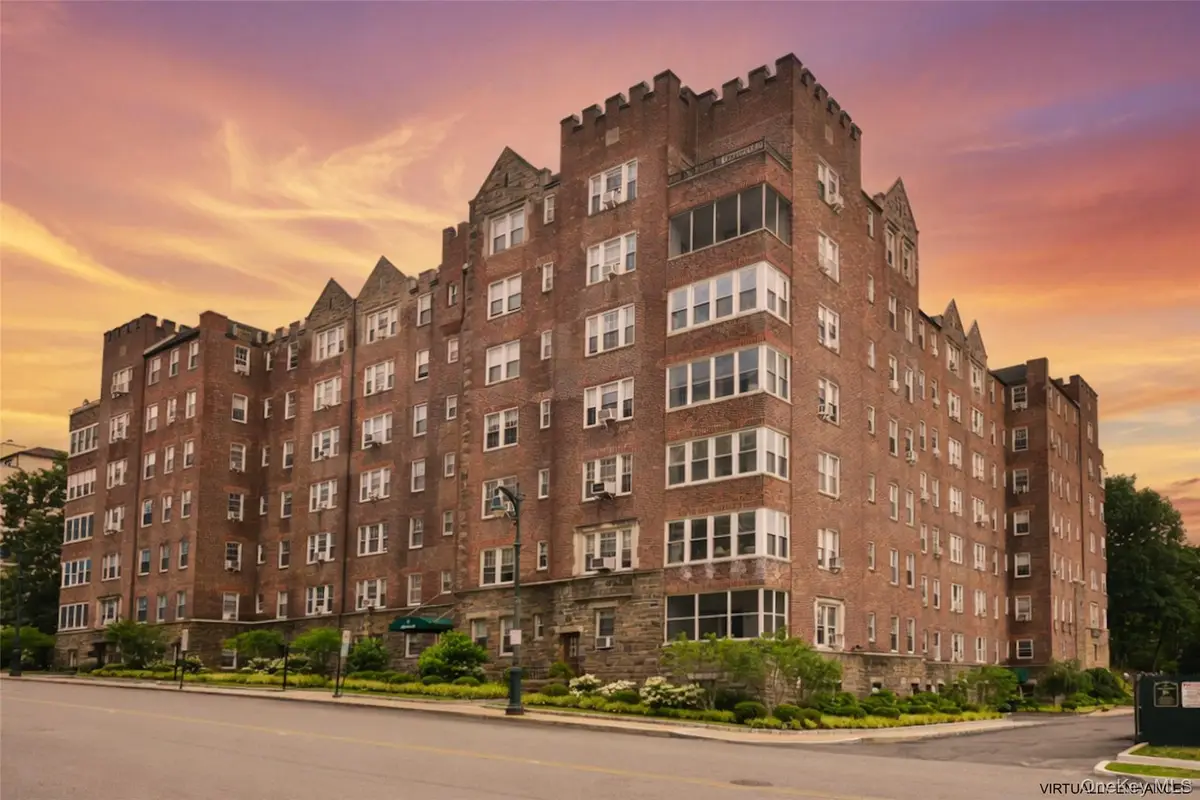 21 N Chatsworth Avenue #3C, Larchmont, NY 10538 - #1