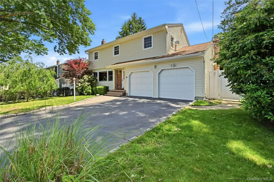 19 Stimson Place, Huntington, NY 11743 - #2