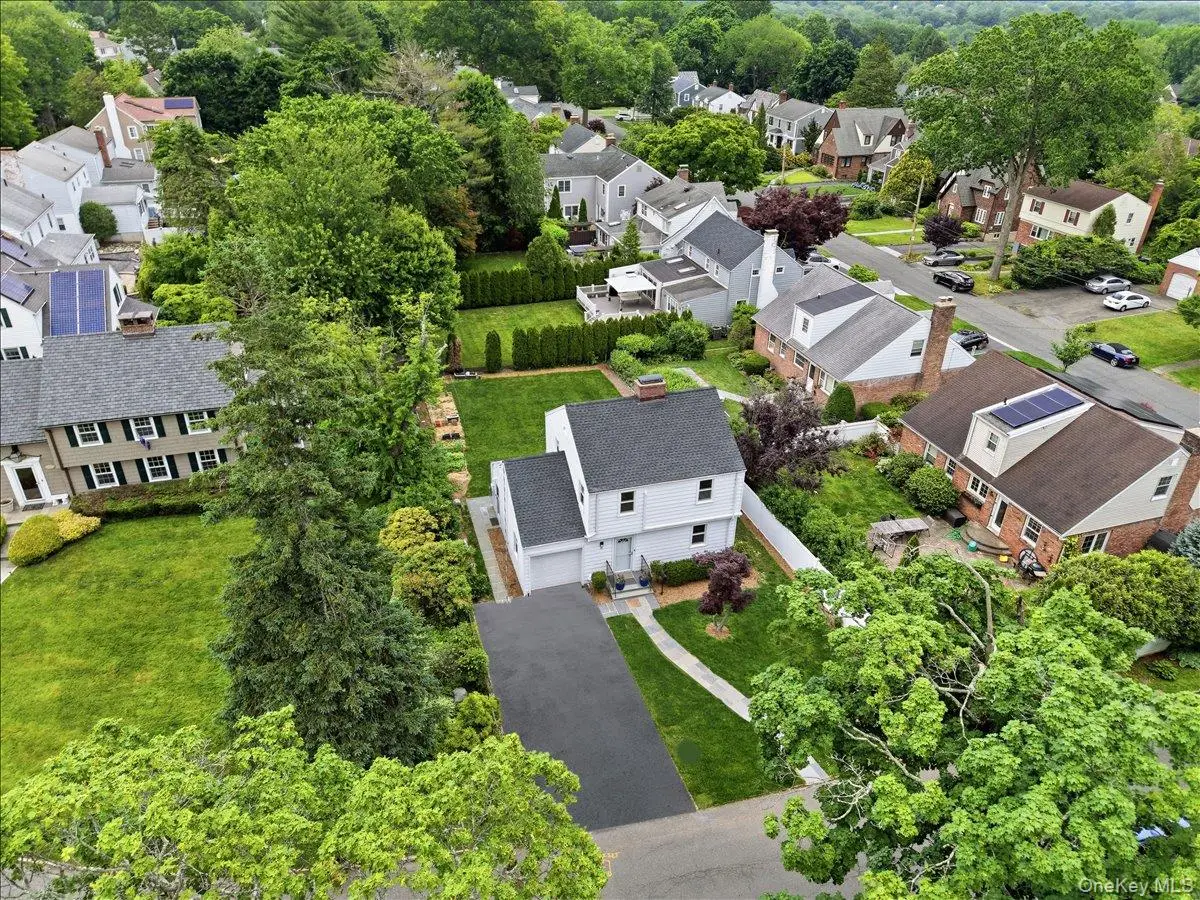 6 Deerfield Avenue, Eastchester, NY 10709 - #1