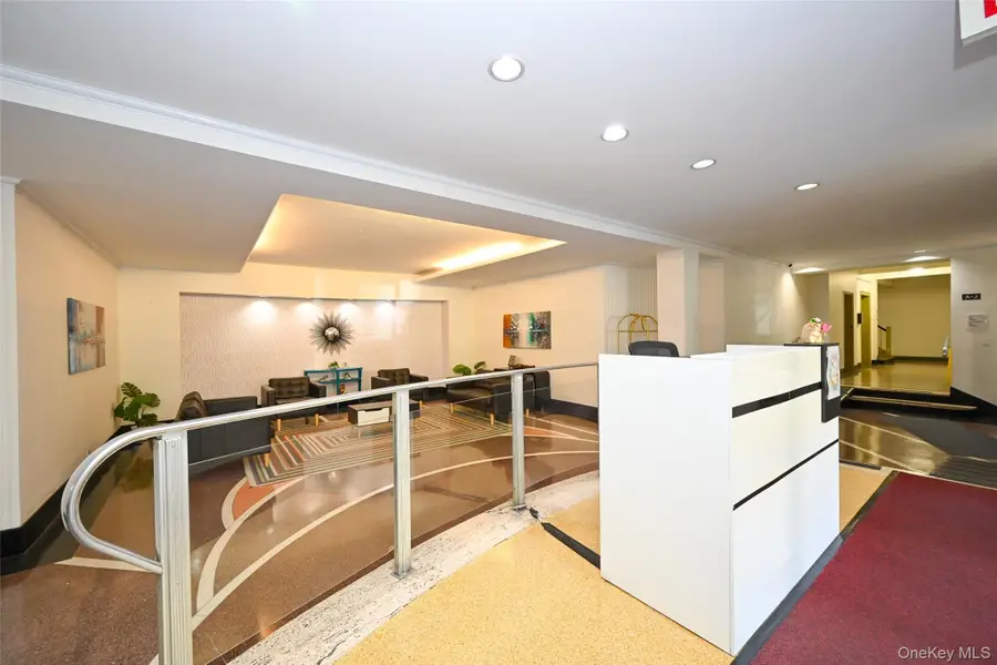 67-40 Yellowstone Boulevard #4M, Forest Hills, NY 11375 - #3