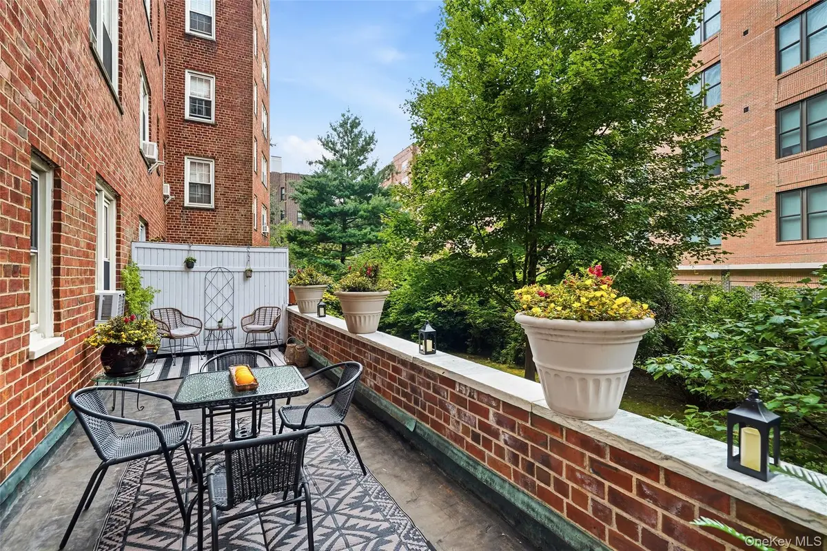 949 Palmer Road #1R, Bronxville, NY 10708 - #1