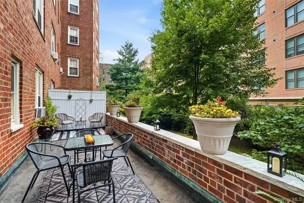 949 Palmer Road #1R, Bronxville, NY 10708