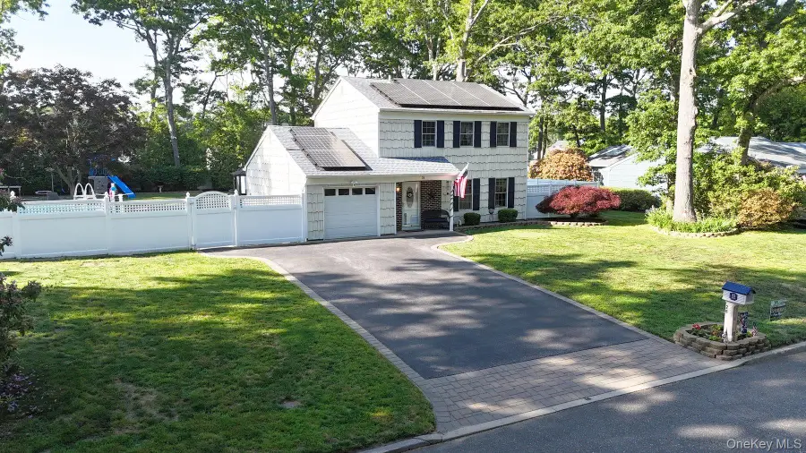 28 Cedar Heights Drive, Ridge, NY 11961 - #2