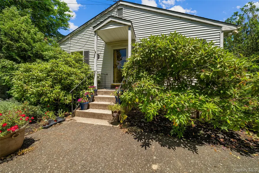 47 Floral Road, Rocky Point, NY 11778 - #2