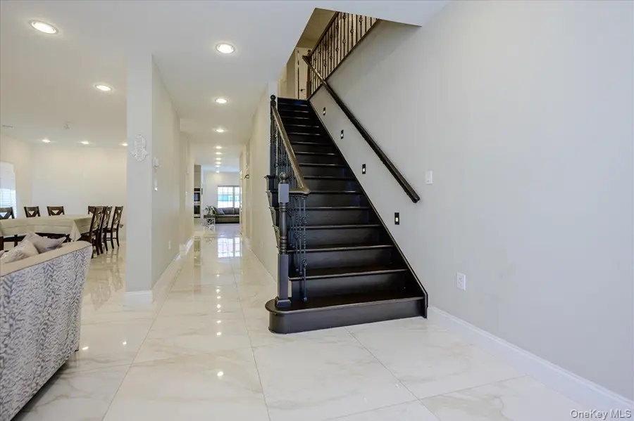 345 Washington Avenue, Cedarhurst, NY 11516 - #2