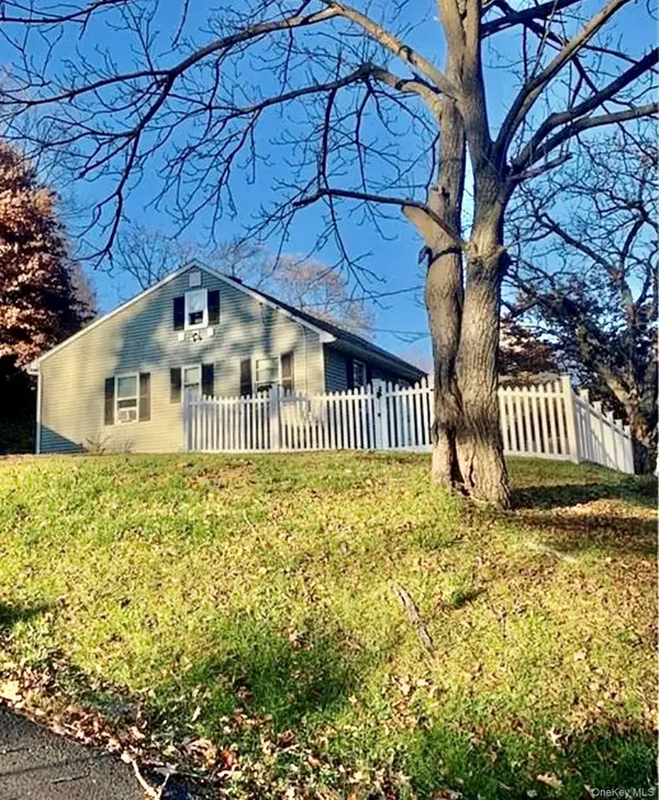 16 Clove Road #1, Salisbury Mills, NY 12577