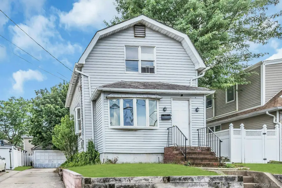 78 Mckee Street, Floral Park, NY 11001 - #2
