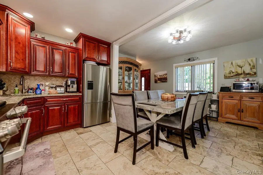 84 Ridgewood Avenue, Yonkers, NY 10704 - #3