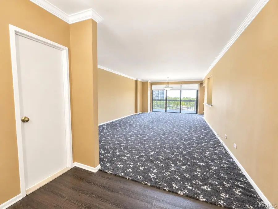 27110 Grand Central Parkway #7K, Queens, NY 11005 - #2