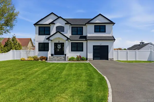 240 Clocks Boulevard, Massapequa, NY 11758