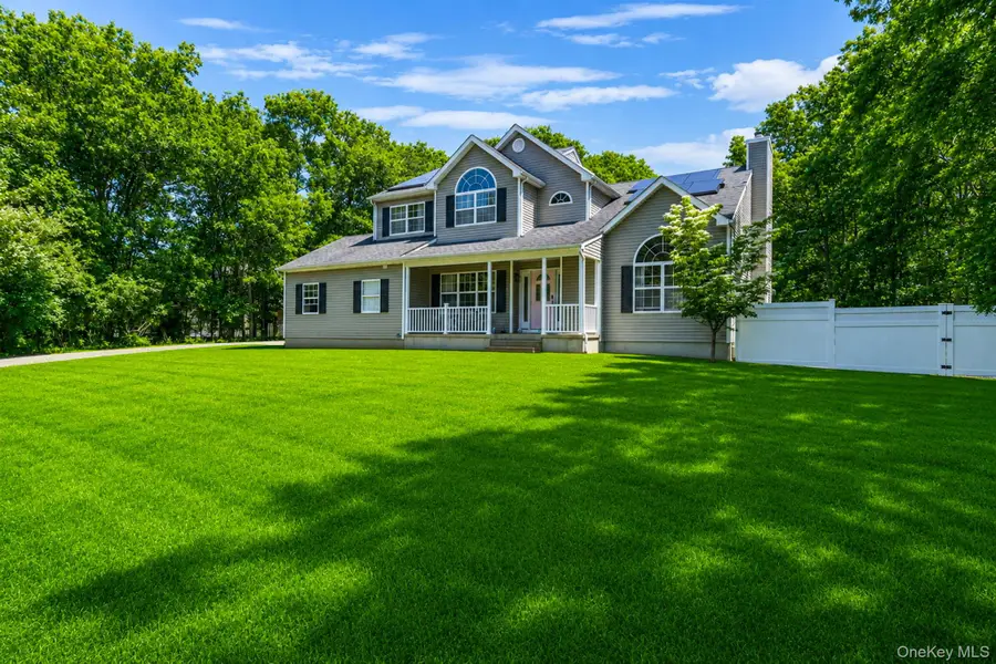9 Mulligan Drive, Medford, NY 11763 - #2