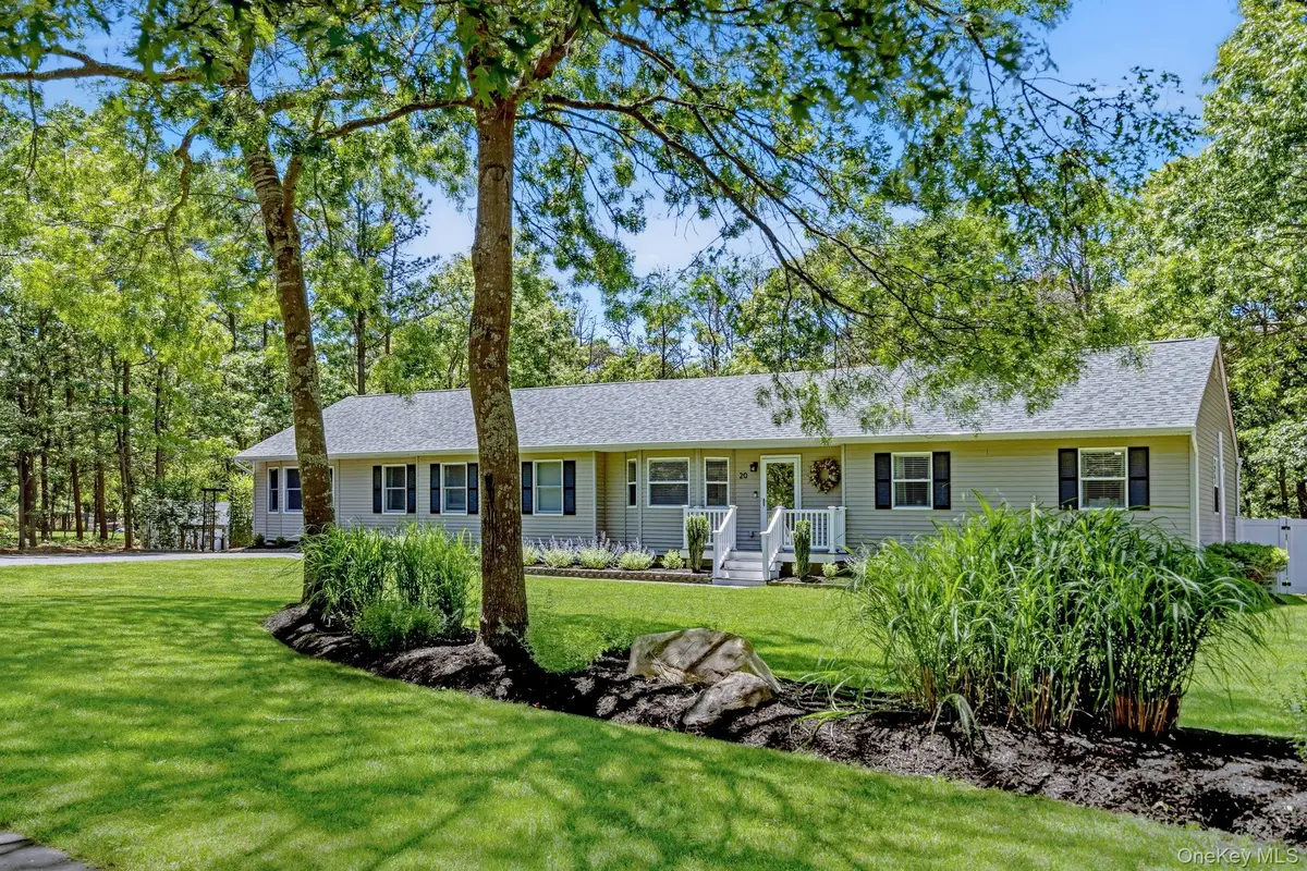 20 Charter Court, Manorville, NY 11949 - #1