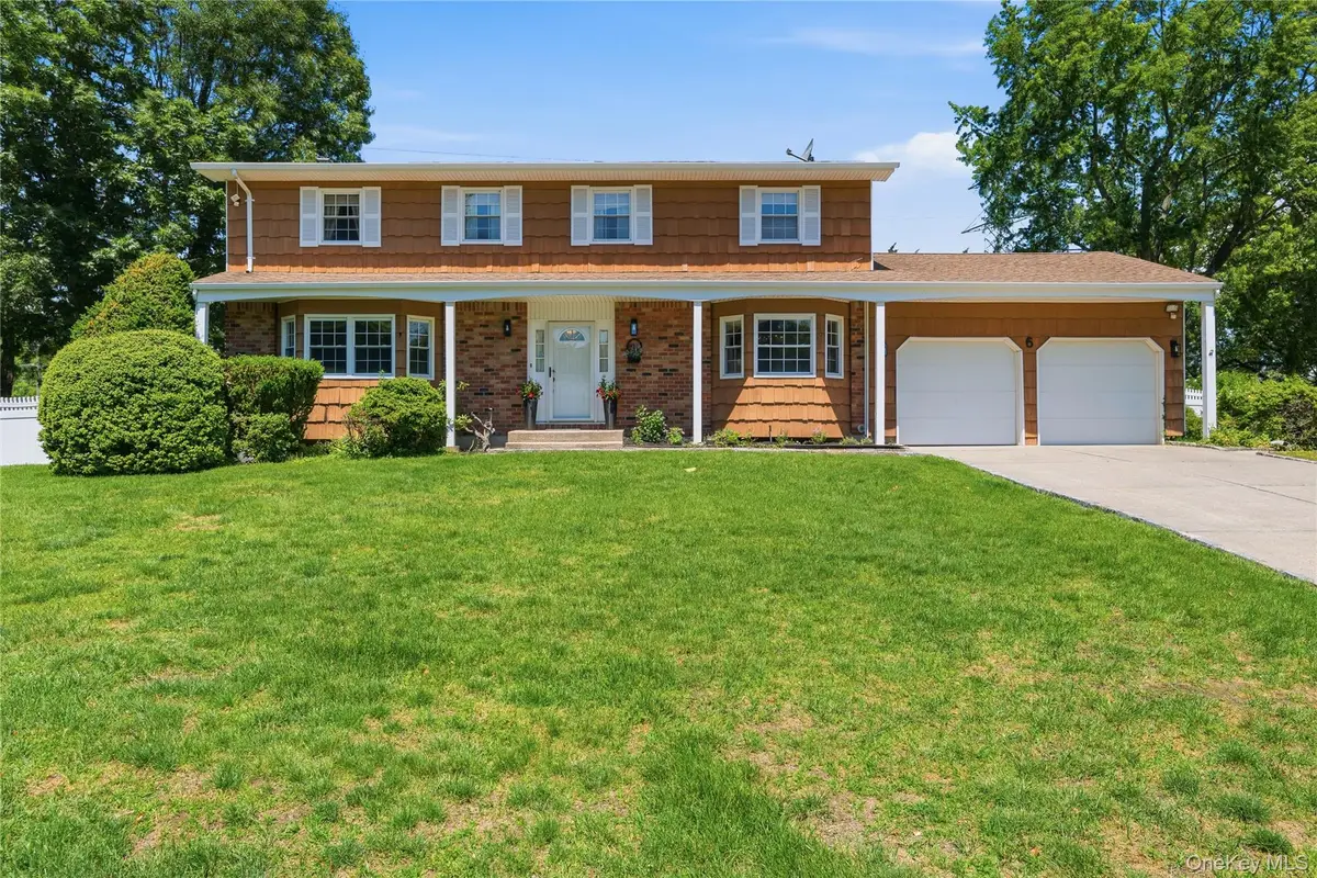 6 Carol Court, East Setauket, NY 11733 - #1