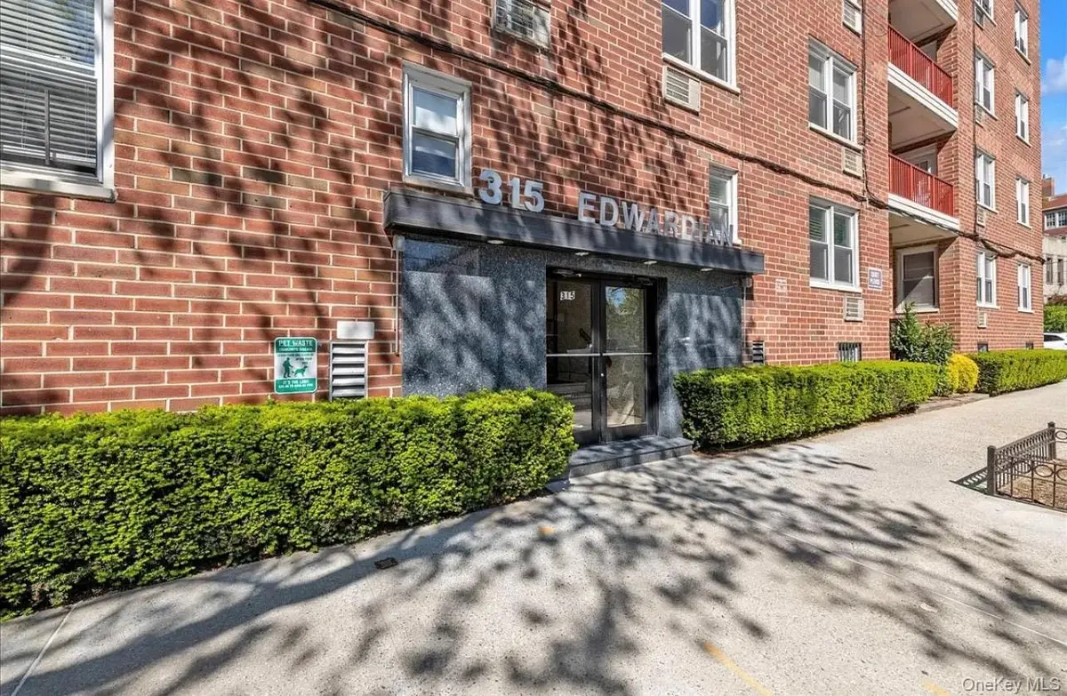 315 W 232 Street #6G, Bronx, NY 10463 - #1