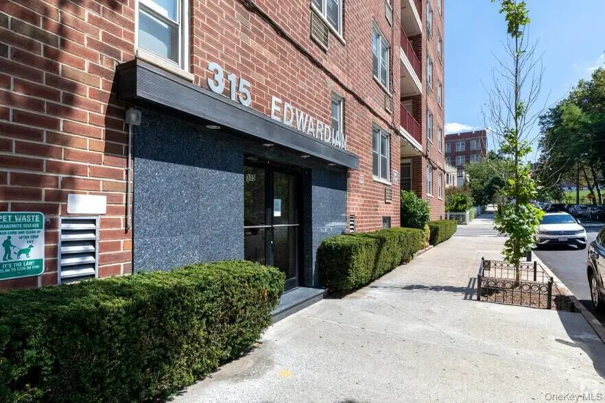 315 W 232 Street #6G, Bronx, NY 10463 - #3