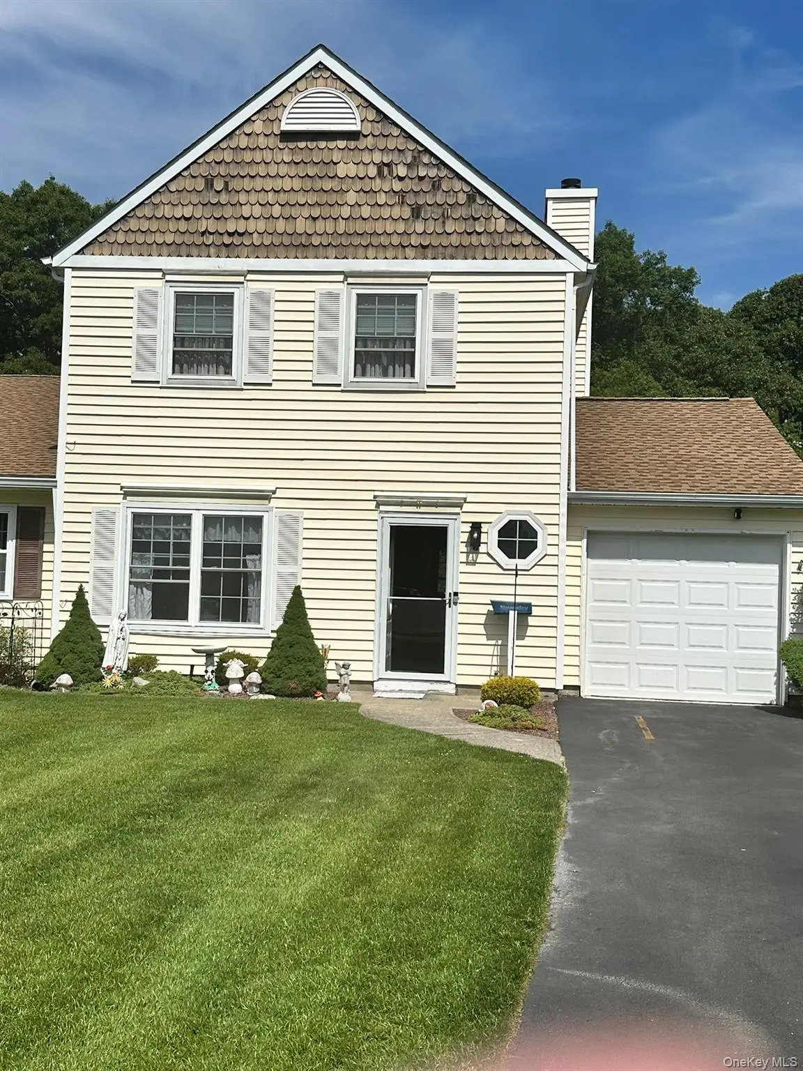 6 Woodchuck Trail, Coram, NY 11727 - #1