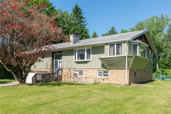 10 Millbank Road, Poughkeepsie, NY 12603