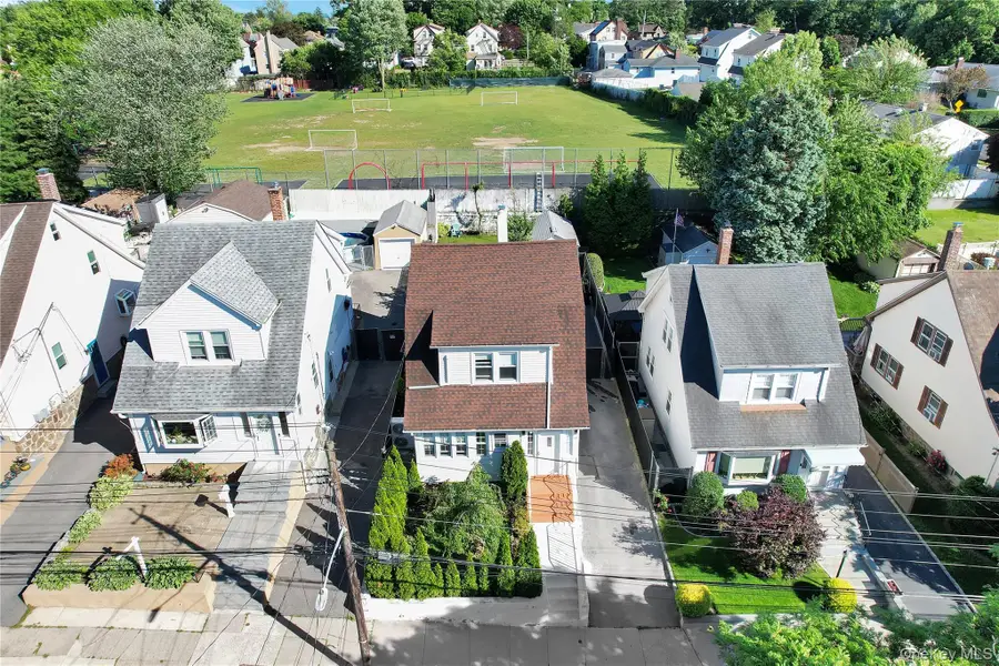 40 Emmett Terrace, New Rochelle, NY 10805 - #2