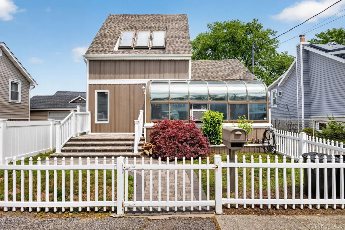 228 W Clearwater Road, Lindenhurst, NY 11757 - #1
