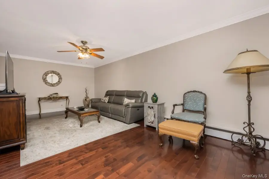 596 Broadway #15A, Lynbrook, NY 11563 - #3