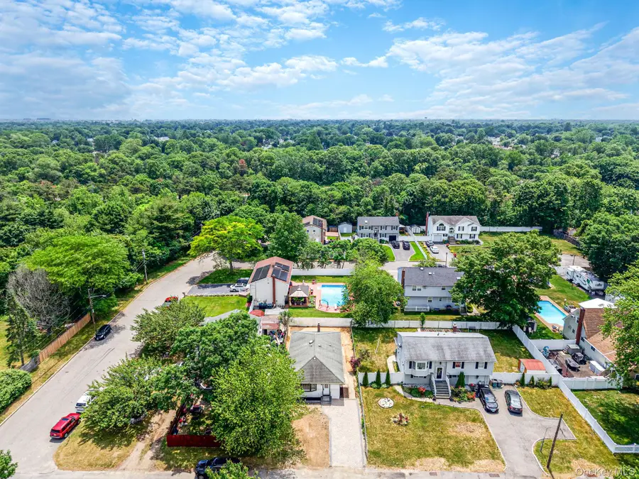 64 Cedar Drive, Bay Shore, NY 11706 - #3