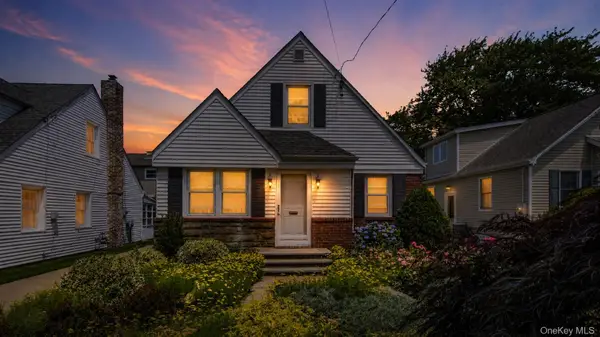 65 Stewart Avenue, Stewart Manor, NY 11530