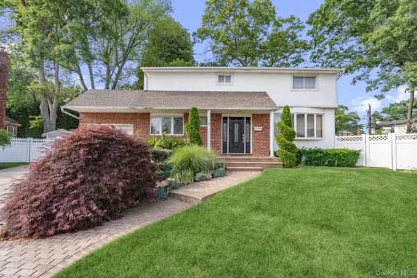 45 Mildred Court, Plainview, NY 11803
