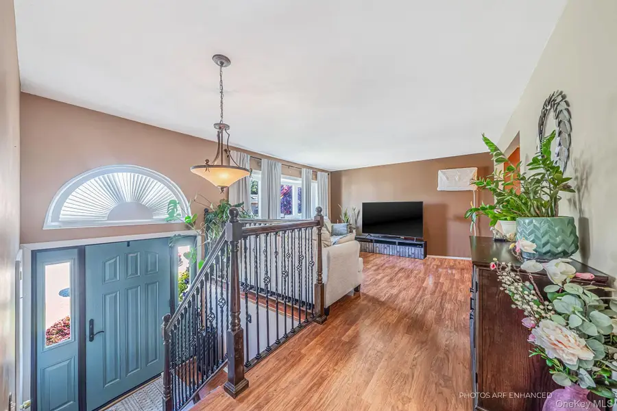 415 Elmwood Street, Islip Terrace, NY 11752 - #3