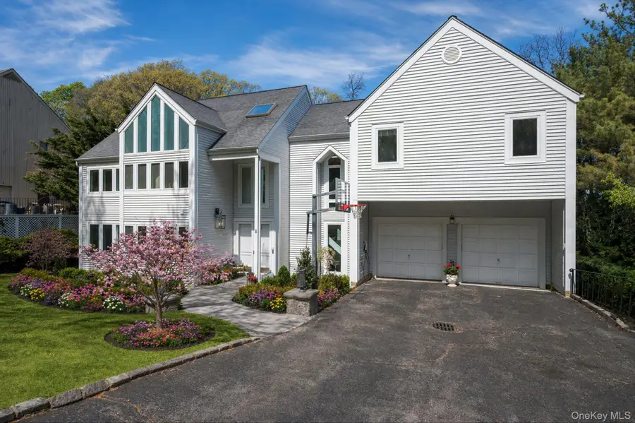 8 Verity Lane, Roslyn, NY 11576 - #2