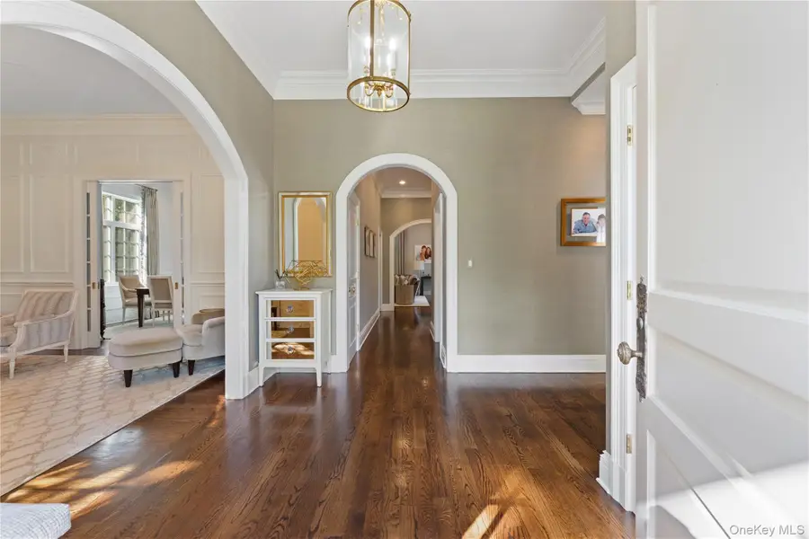 43 Black Birch Lane, Scarsdale, NY 10583 - #3