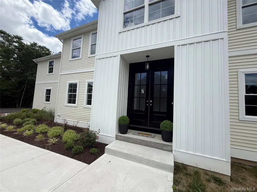 7 Morrow Court, Walden, NY 12586 - #2