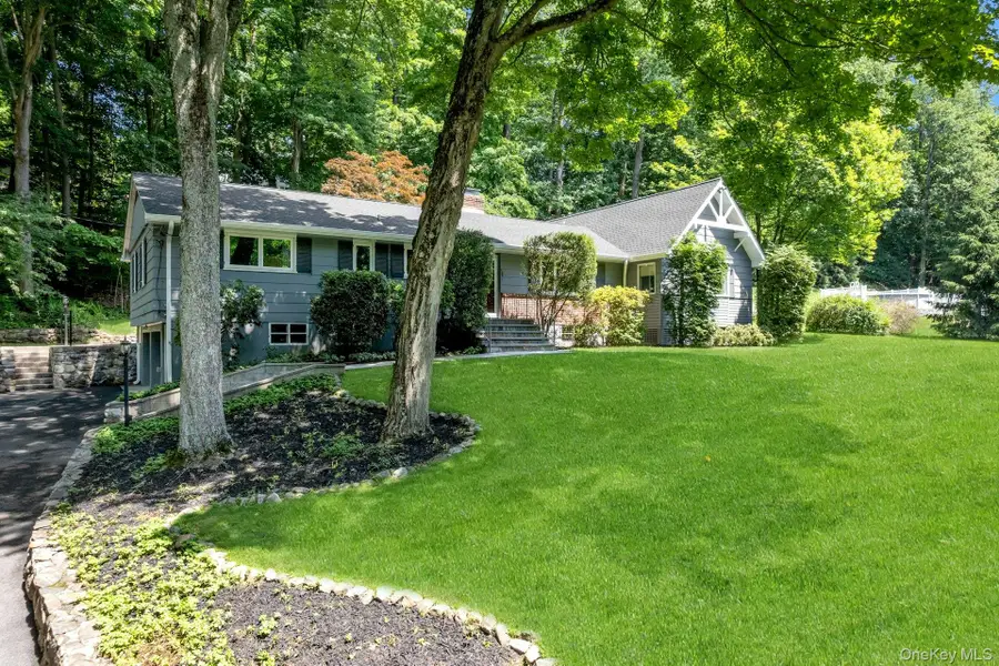 15 Deerfield Lane S, Pleasantville, NY 10570 - #3