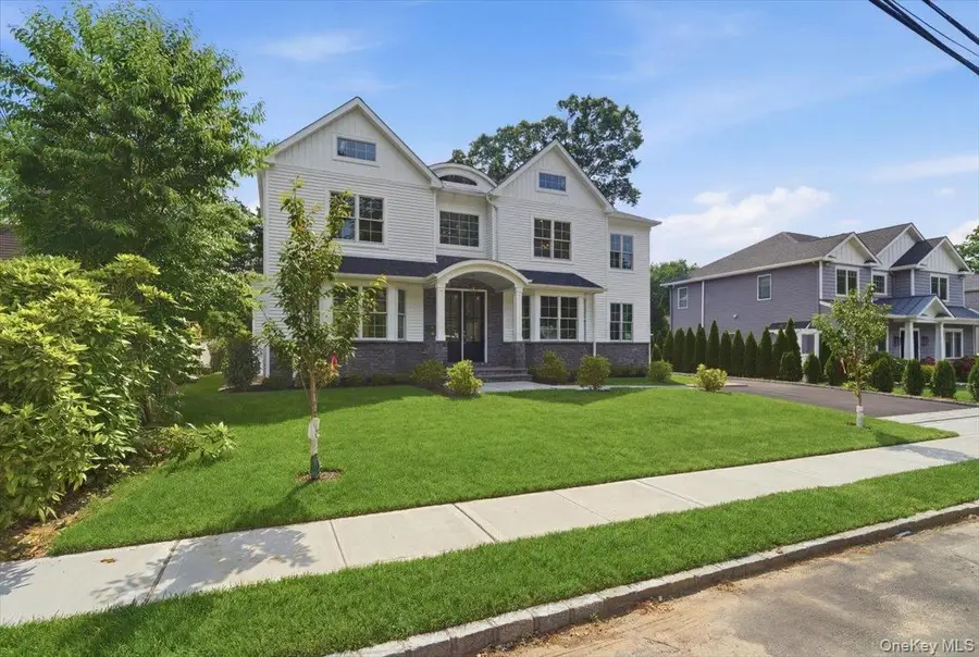 96 Shadyside Avenue, Port Washington, NY 11050 - #2