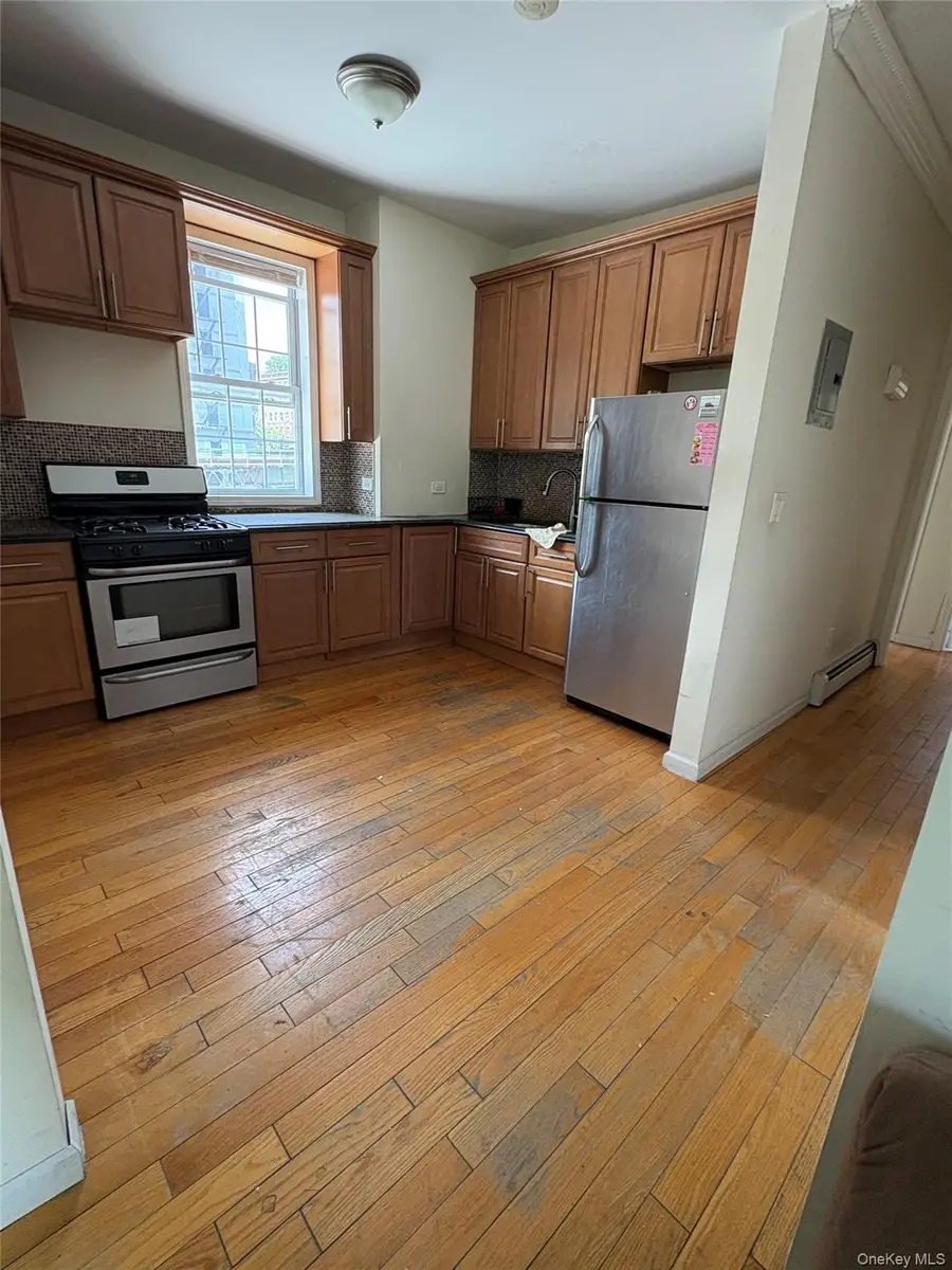 7 E 181st Street, Bronx, NY 10453 - #3