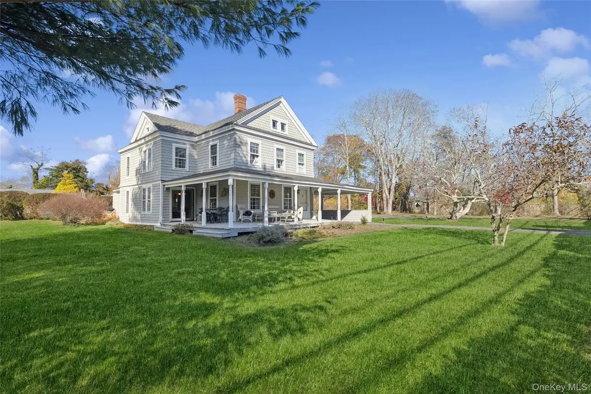 718 Montauk Highway, East Quogue, NY 11942 - #1