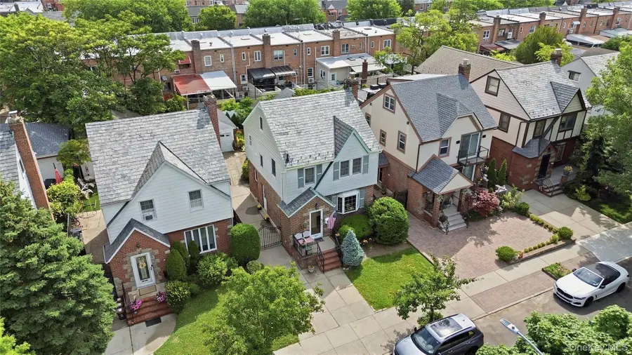 6033 69th Lane, Maspeth, NY 11378 - #3