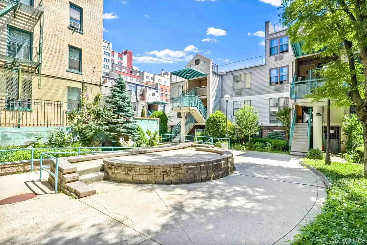 524 E 159th Street #2C, Bronx, NY 10451 - #1