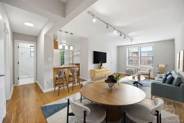 25-34 Crescent Street #2K, Astoria, NY 11102