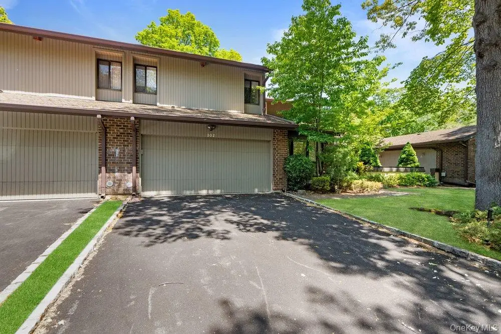 302 Vista Drive, Jericho, NY 11753 - #1