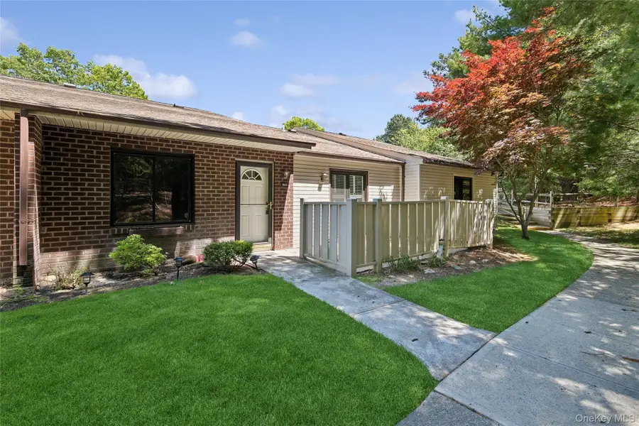 950 Skyline Drive, Coram, NY 11727 - #2