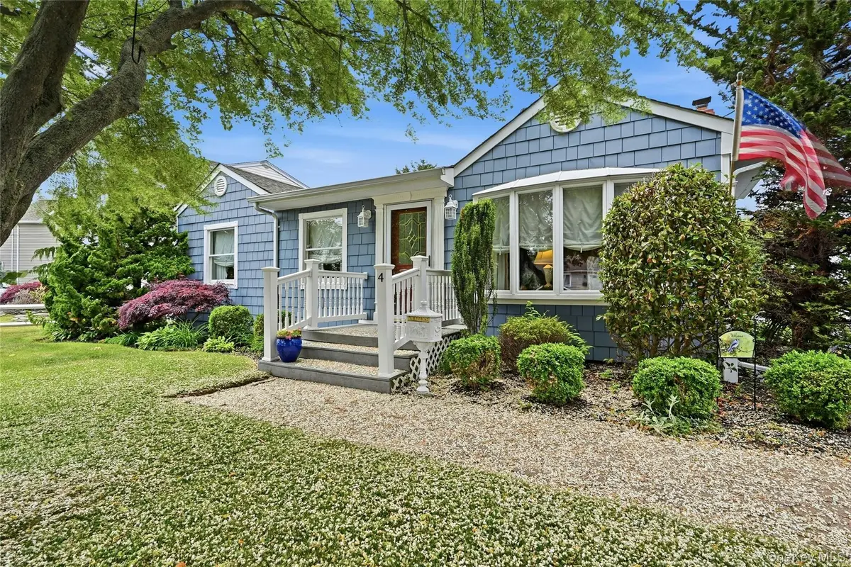 4 Bacon Lane, Babylon, NY 11702 - #1