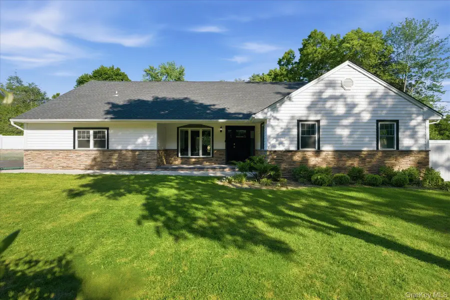 174 Warner Road, Huntington, NY 11743 - #2