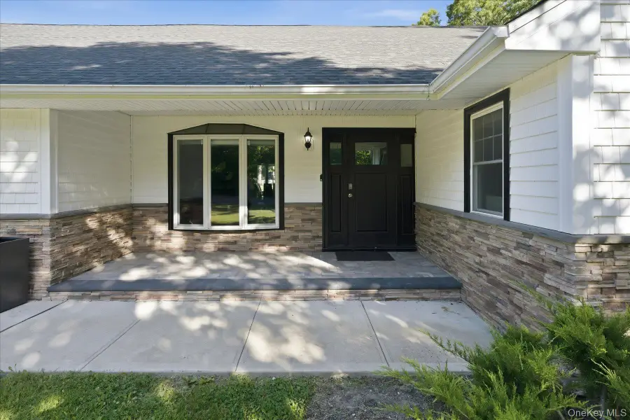 174 Warner Road, Huntington, NY 11743 - #3