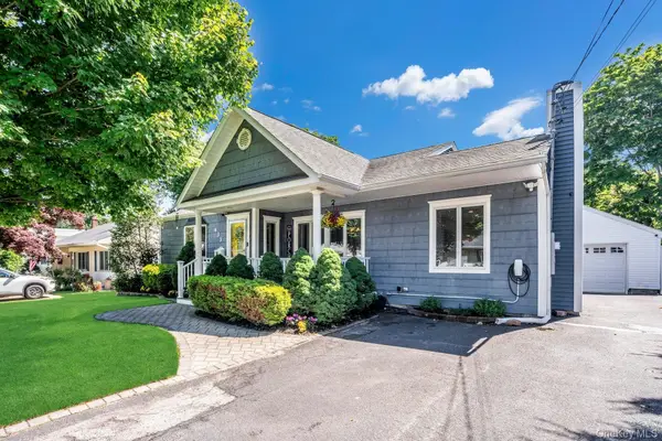 433 Hillside Avenue, West Sayville, NY 11769